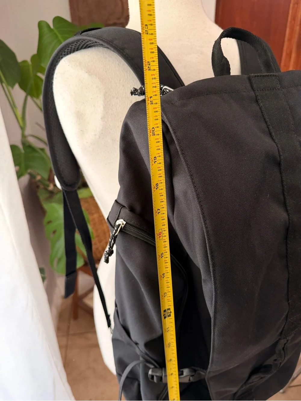 Skyway Rainier Weekender 43L Black Travel Backpack Laptop Carry-On